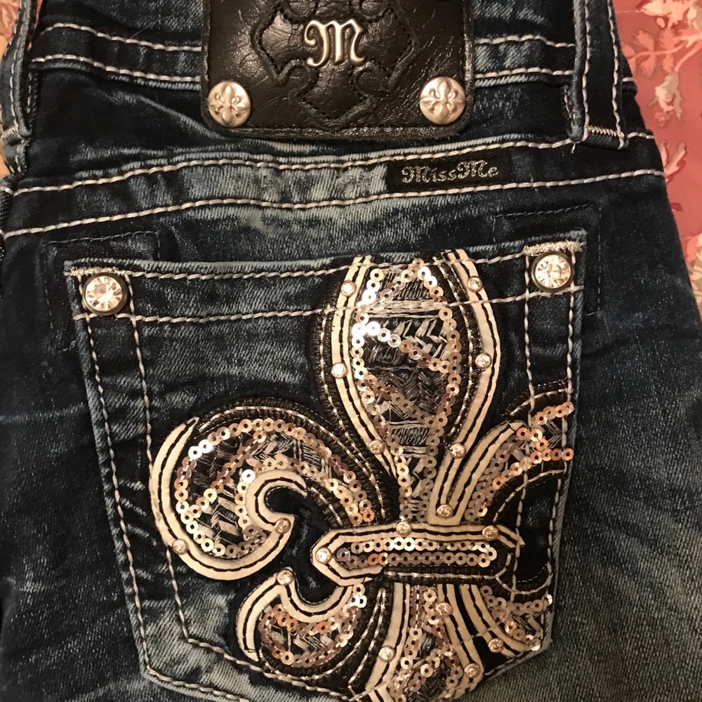 Miss Me  Fleur De Lis Bootcut Jeans 28